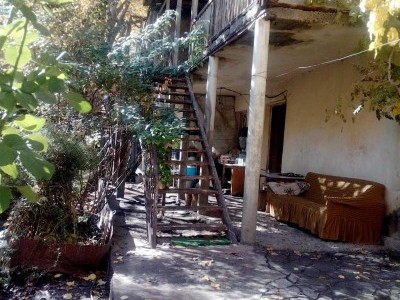 Տան վերակառուցում